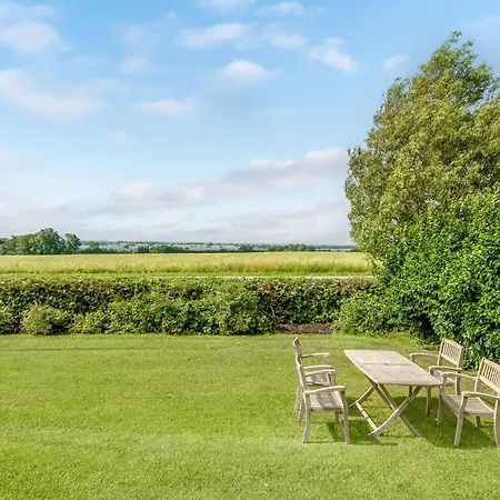 5 Bedroom Lovely In Sydals Ferienhaus *