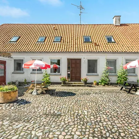 5 Bedroom Lovely In Sydals Ferienhaus *