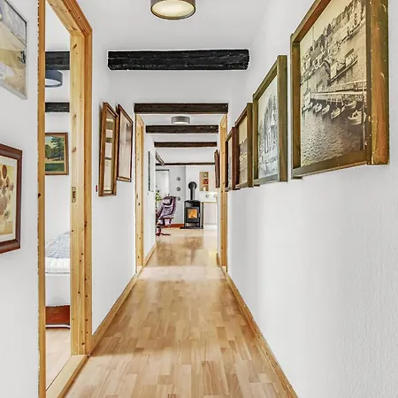 5 Bedroom Lovely In Sydals Hébergement de vacances *